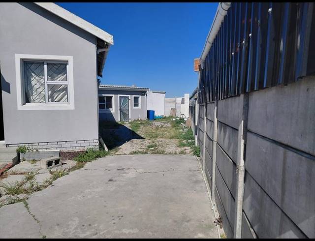 3 BEDROOM HOUSE FOR SALE IN WESTGATE